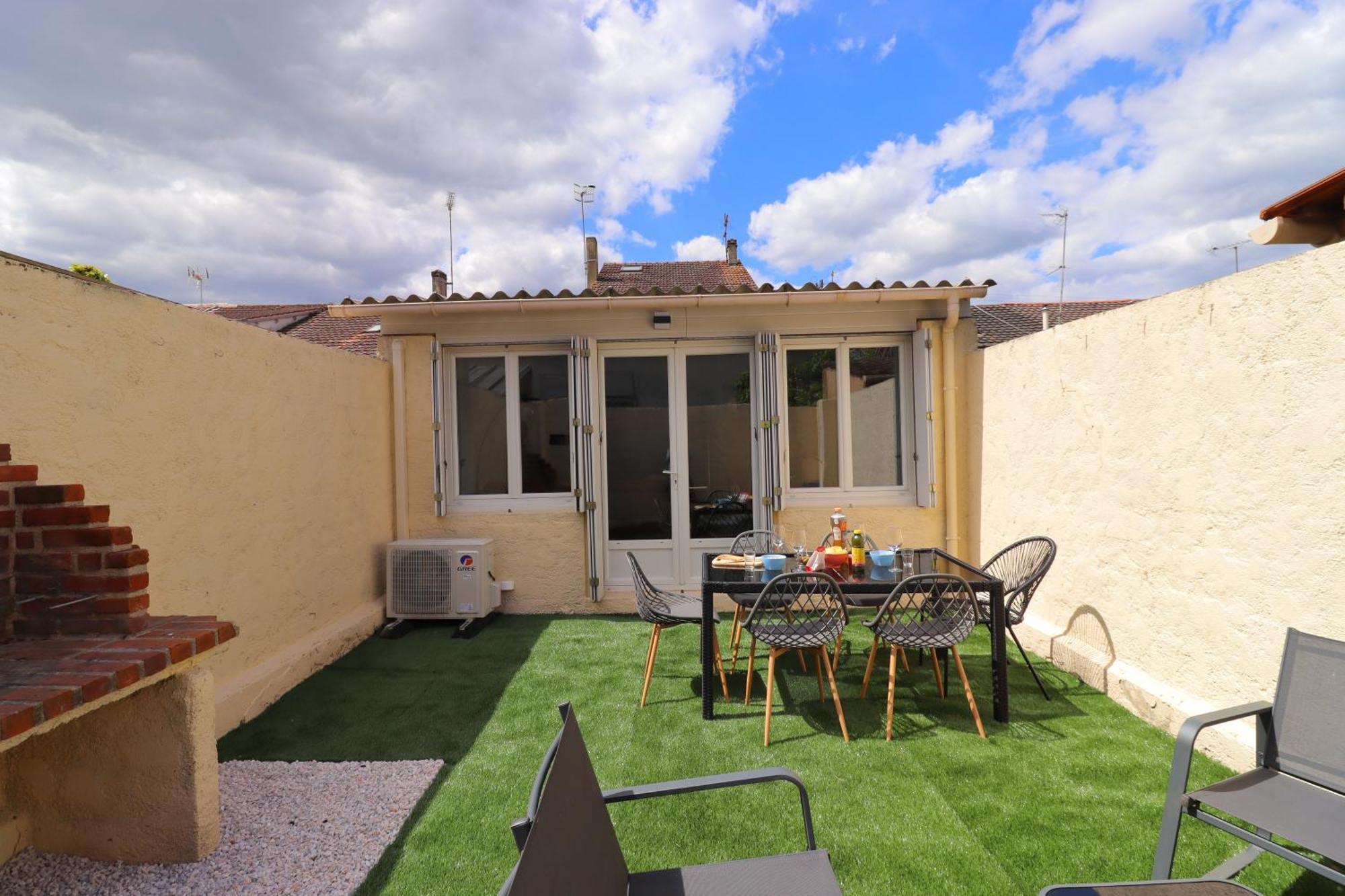ברגרק Le Patio - Spacieux T3 Avec Climatisation Et Jardin Privatif מראה חיצוני תמונה