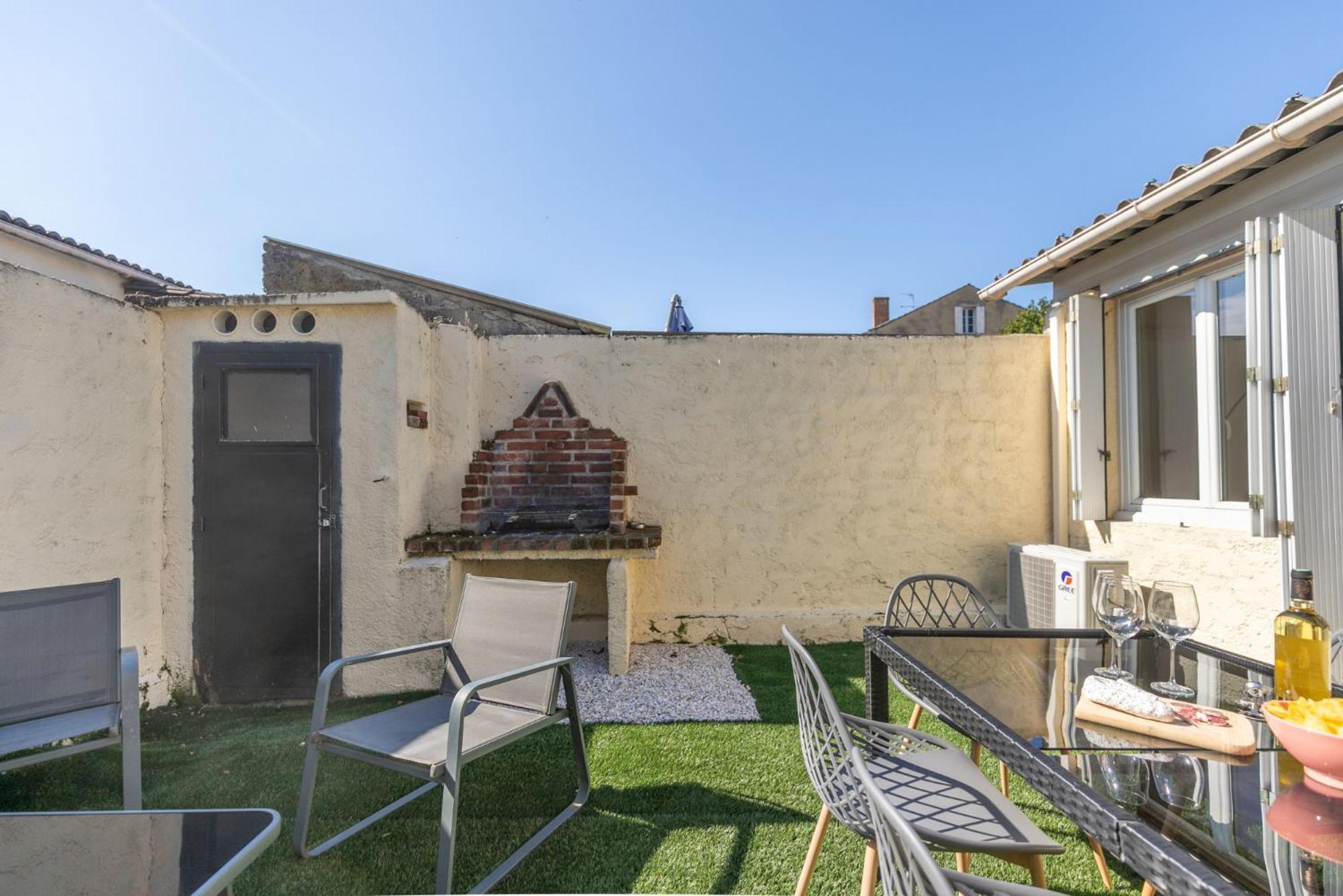 ברגרק Le Patio - Spacieux T3 Avec Climatisation Et Jardin Privatif מראה חיצוני תמונה